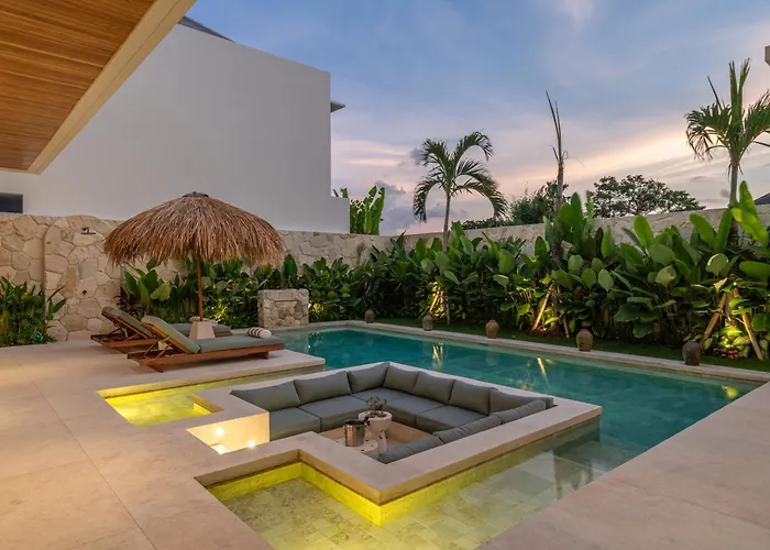 Bimini - Luxury 4br Private Pool In Canggu With Jacuzzi Villa *