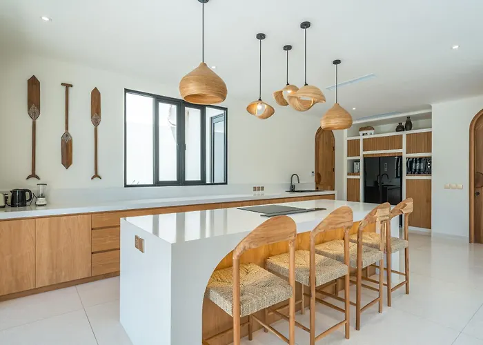 Bimini - Luxury 4br Private Pool In Canggu With Jacuzzi